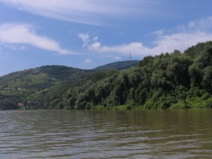 vizitura-tisza-www.tiszatura-vizitura.hu-a-tiszan-tokajhoz-kozel-uj.jpg