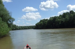 tisza-tura-www.tiszatura-vizitura.eoldal.hu-a-tisza-tiszaujlaknal-3.jpg